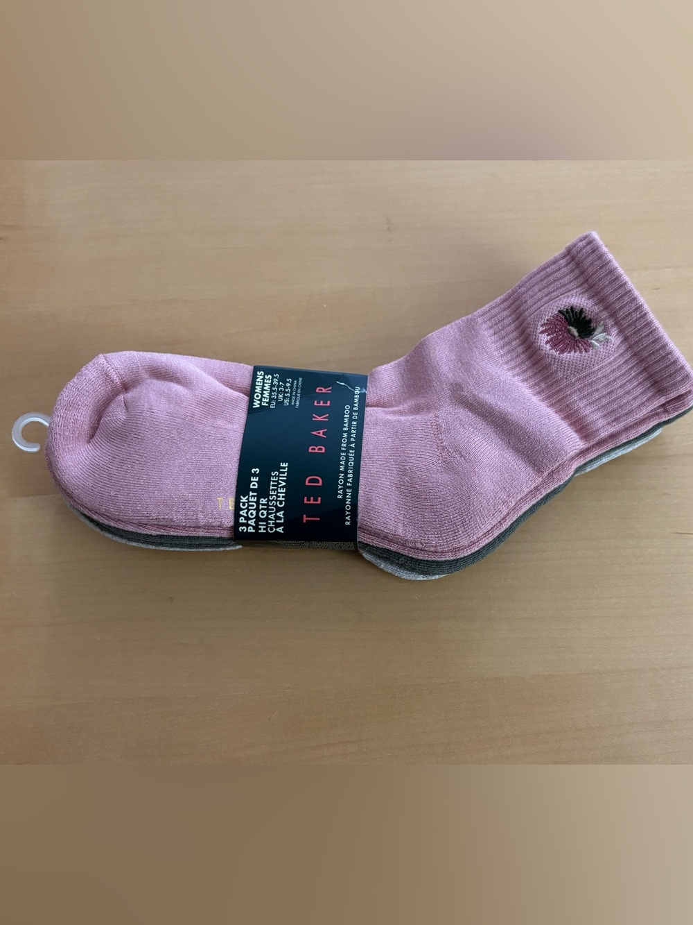 NWT Ted Baker 3-Pack Floral Embroidered Crew Socks - Picture 3 of 5